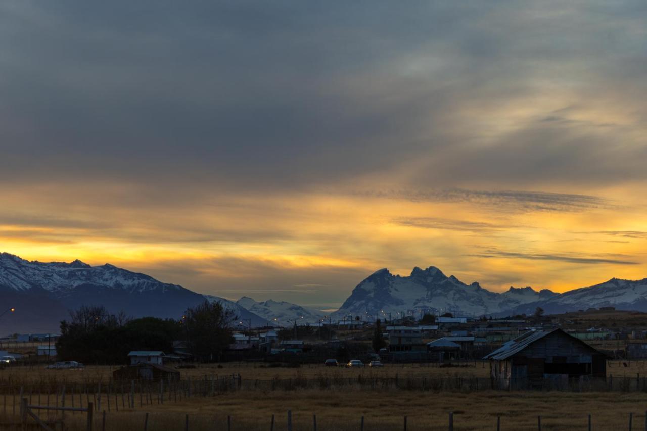 Hotel Hacienda Dorotea Puerto Natales Kültér fotó